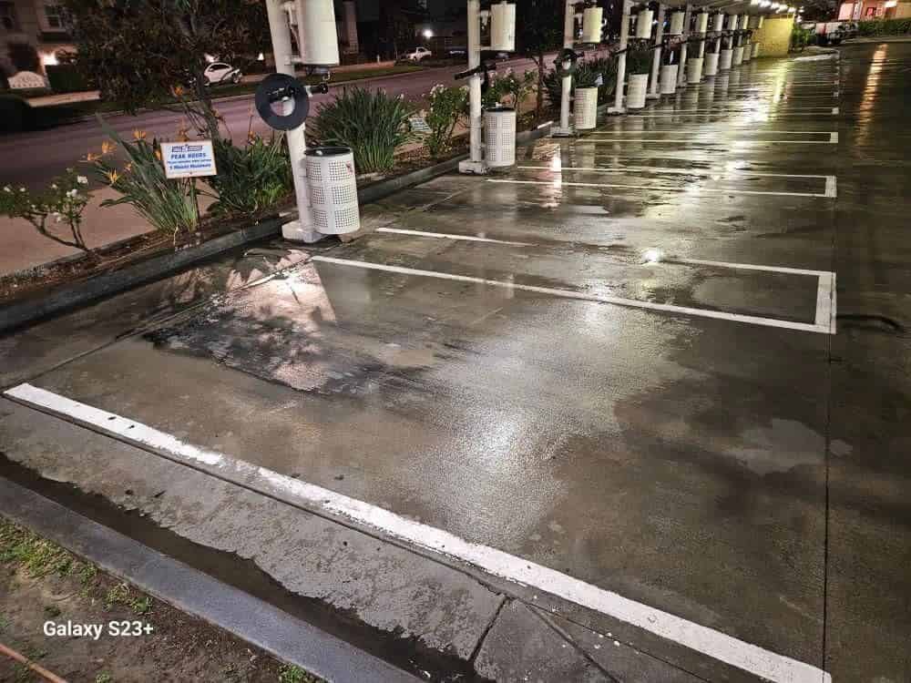 Parking Lot Washing Services image