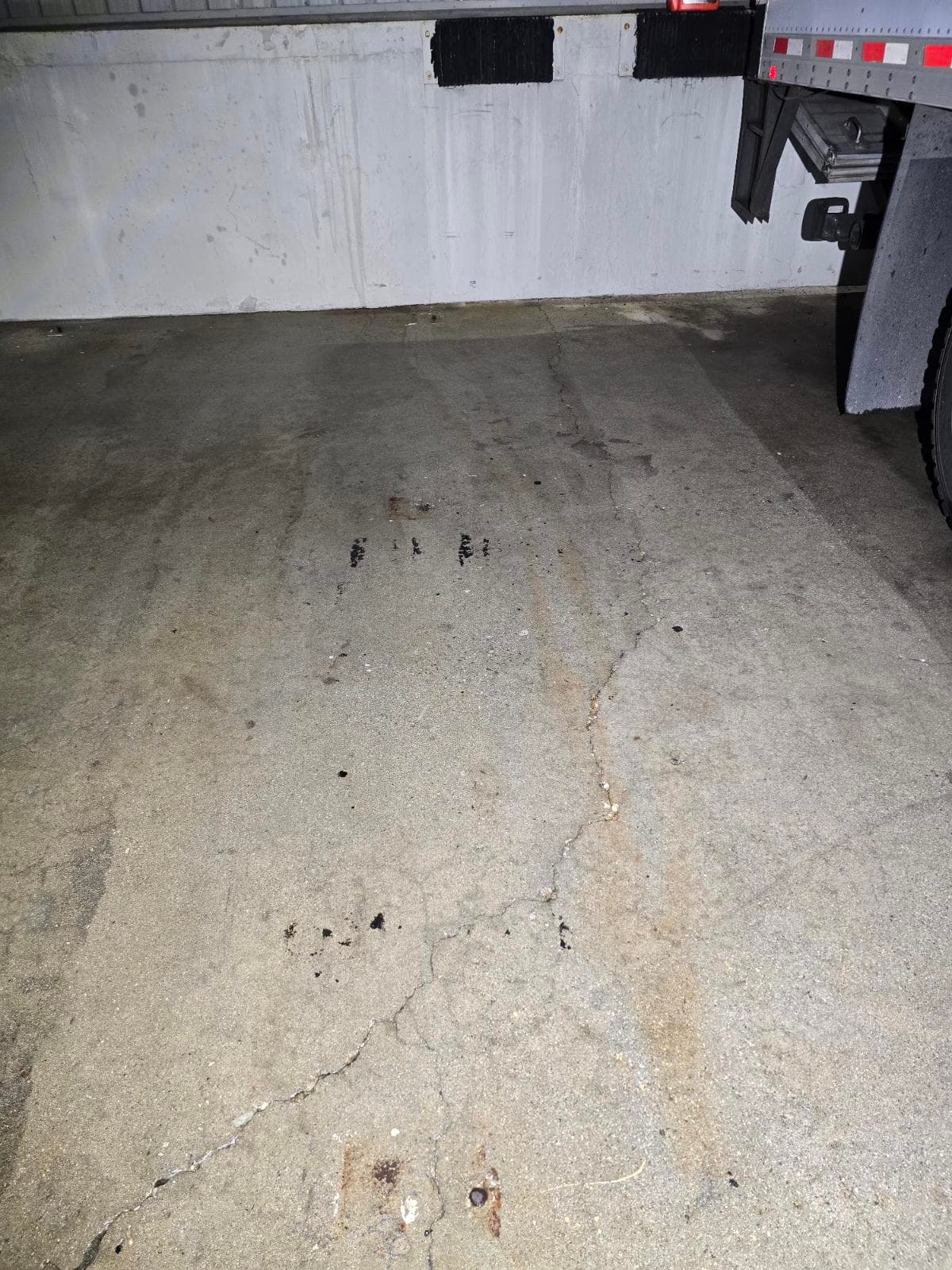 24-Hour Emergency Oil Spill Clean-Up Service
