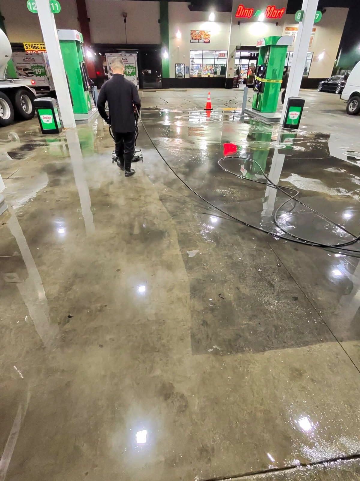 Dino Mart Sparkles After Expert Wash in San Diego image